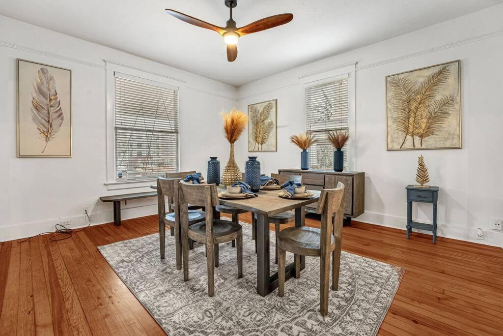 Exquisite Two-Story Home Located In Midtown メンフィス エクステリア 写真