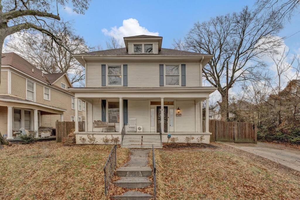 Exquisite Two-Story Home Located In Midtown メンフィス エクステリア 写真